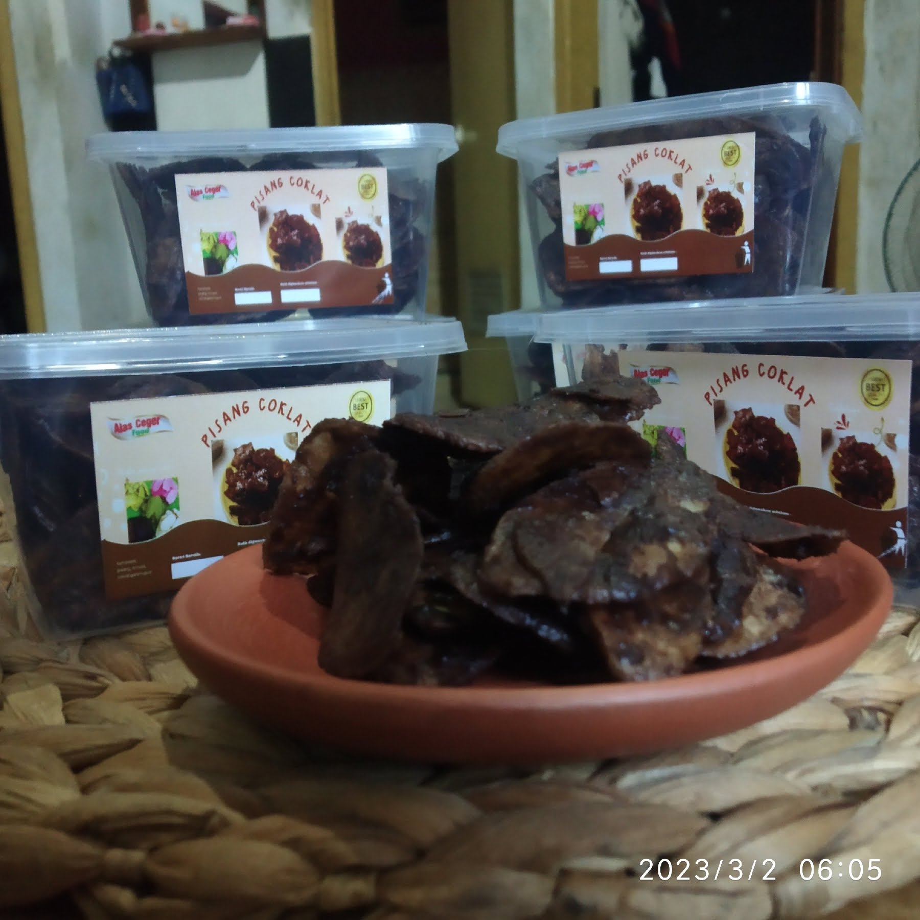 kripik pisang coklat